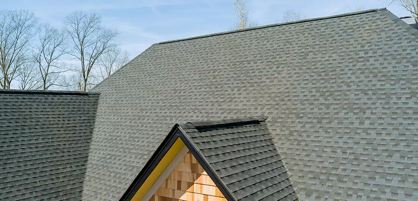 Replacing Vinyl Siding With Cedar Shingles in Evansville