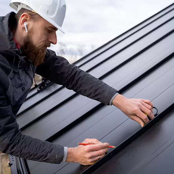 Why Evansville Property Owners Choose Absolute Roofing & Exterior for Tin Roof Repair service?